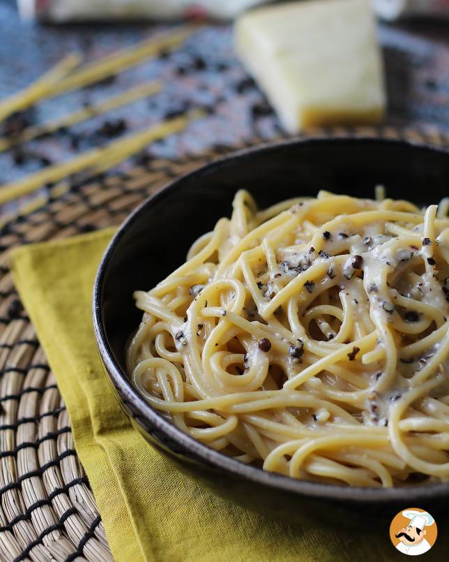 2. Spaghetti med ost och peppar