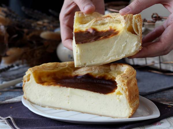 Lär dig hur du hemma tillagar den äkta flan parisien, den franska efterrätten som tar storstäderna med storm.