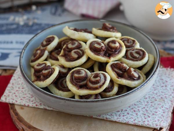 Recept Smördegshjärtan med chokladpålägg för alla hjärtans dag