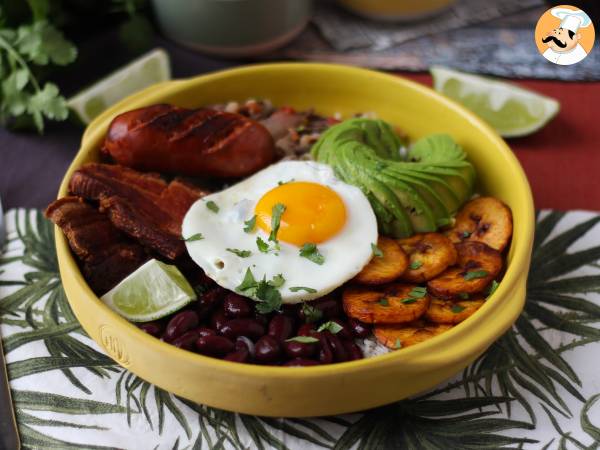 Recept Bandeja paisa, en colombiansk maträtt full av smak och tradition