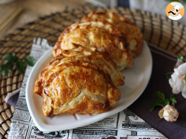 Recept Äppelknyten med hasselnötskräm till trettondagen