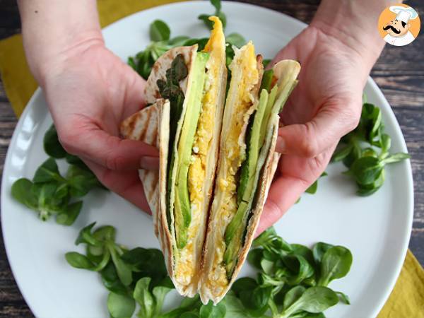 Recept Grillad wrap i brunchstil - tortilla wrap hack