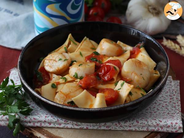 Recept Pasta med pilgrimsmusslor, en elegant förrätt med skaldjur