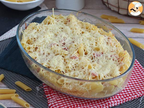 Recept Pastagratäng med skinka och ost