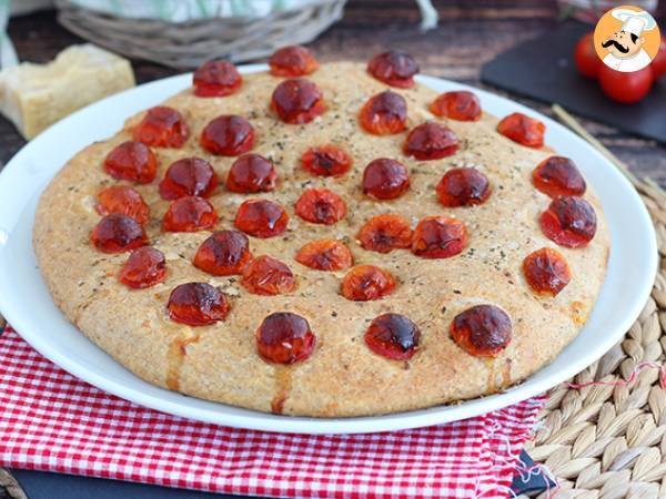 Recept Focaccia med körsbärstomater