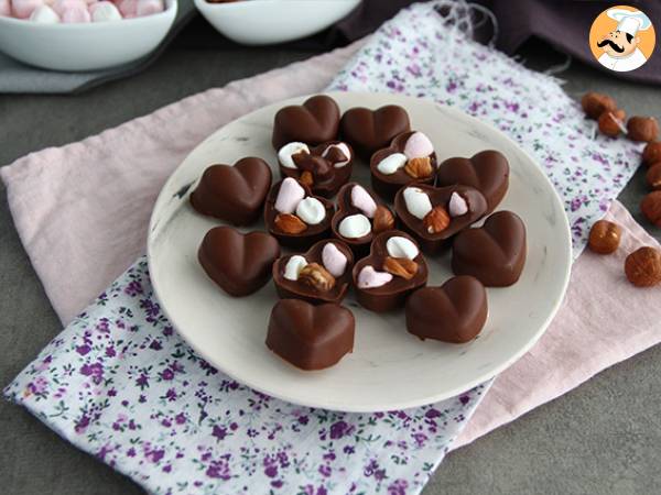 Recept Choklad med marshmallows och hasselnötter