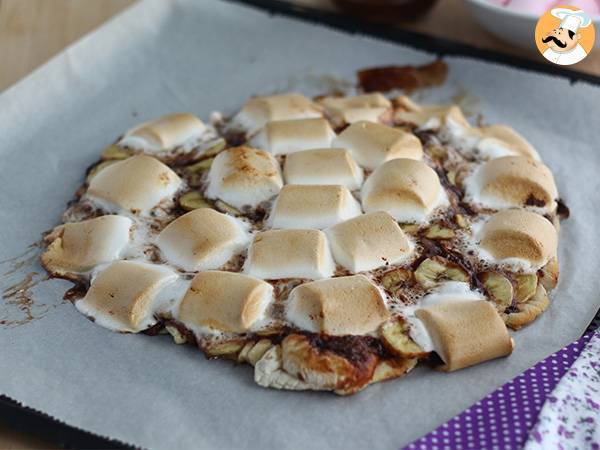 Recept Söt pizza med banan och choklad