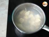 Coxinhas (brasilianska kycklingkroketter) - Beredning etape 3