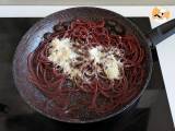 Spaghetti alla fuoco di bacco: rödvinspasta som ger något speciellt till bordet - Beredning etape 5