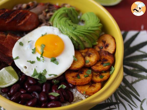 Bandeja Paisa, en colombiansk maträtt full av smak och tradition - foto 5