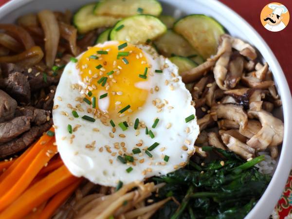 Bibimbap, den traditionella koreanska maträtten - foto 3