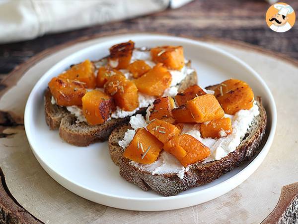 Butternut ricotta och äggsmörgåsar