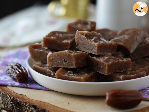 Dadelfudge, en liten fyrkant full av energi och smak!