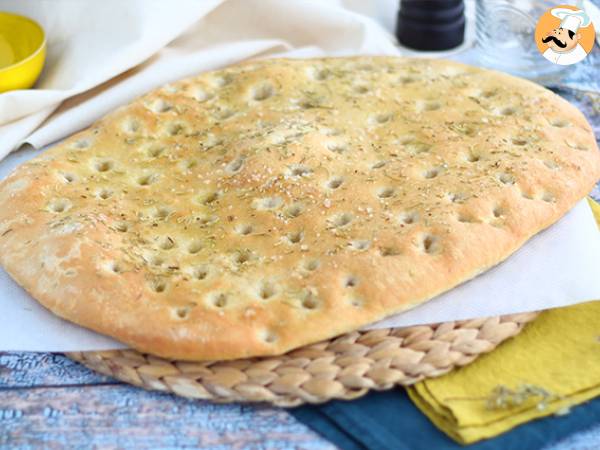 Focaccia, italienskt bröd med rosmarin