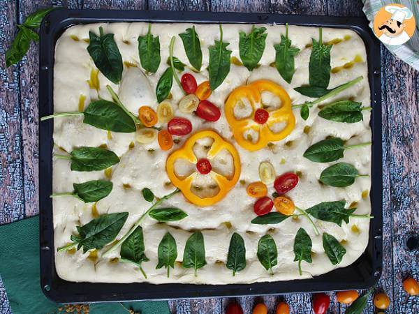 Focaccia med blommor - focaccia konst - foto 2