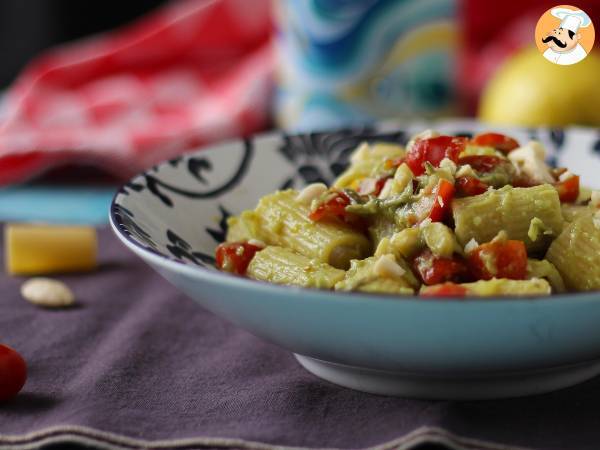 Kall pasta med avokadokräm, mandlar och körsbärstomater: vegetarisk och mycket god! - foto 3