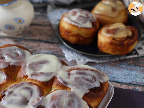 Kanelbullar, brioche med kanel och vaniljglasyr - foto 3