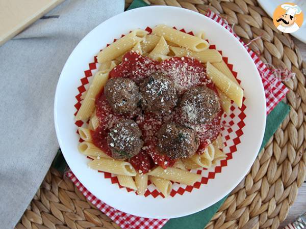 Köttbullar av nötkött och parmesan - foto 2