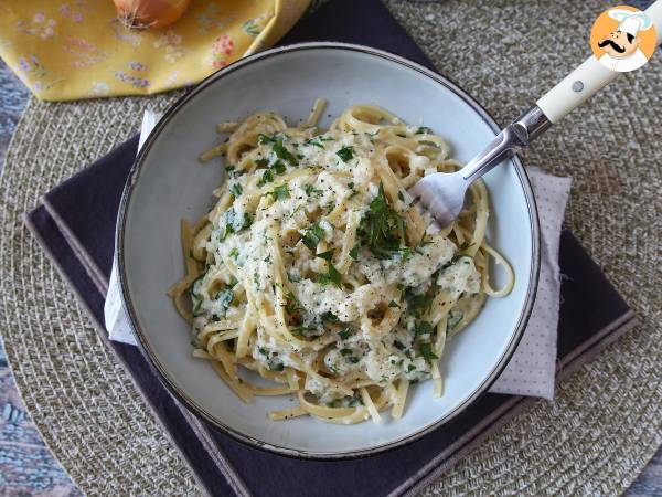 Krämig lökpasta: en välsmakande och superbillig rätt! - foto 2