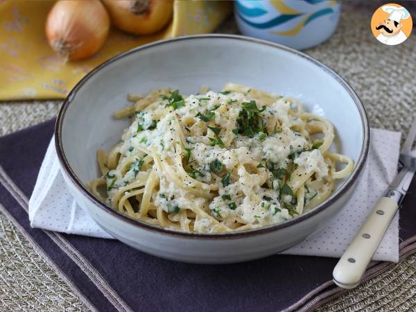 Krämig lökpasta: en välsmakande och superbillig rätt! - foto 5