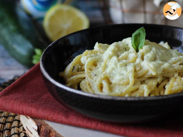 Krämig pasta med zucchini och grekisk yoghurt - foto 3