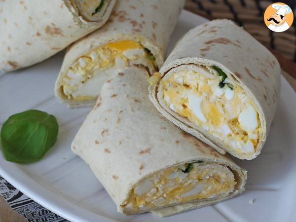 Mjuk och superproteinfylld wrap med ägg och fetaost - foto 4