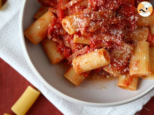 Pasta all'amatriciana, det traditionella receptet förklarat steg för steg - foto 4