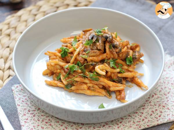 Pasta alla boscaiola, den perfekta förrätten för höst och vinter