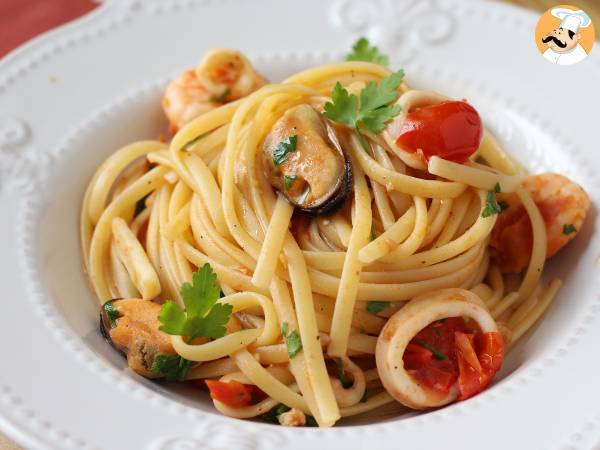 Pasta med frysta skaldjur, den välsmakande och mycket snabba första kursen - foto 3