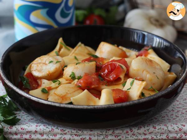 Pasta med pilgrimsmusslor, en elegant förrätt med fisk och skaldjur - foto 2