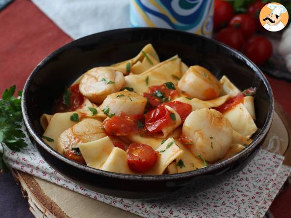 Pasta med pilgrimsmusslor, en elegant förrätt med fisk och skaldjur - foto 5