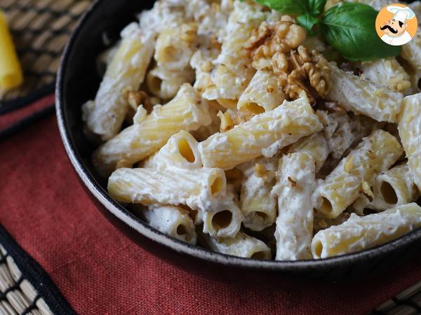 Pasta med ricotta och valnötter: krämig och knaprig - foto 4