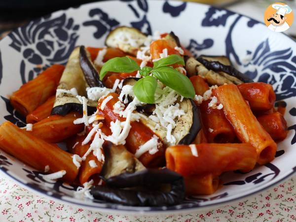 Pasta Siciliana med aubergine, den enkla och lätta versionen - Pasta alla Norma - foto 5