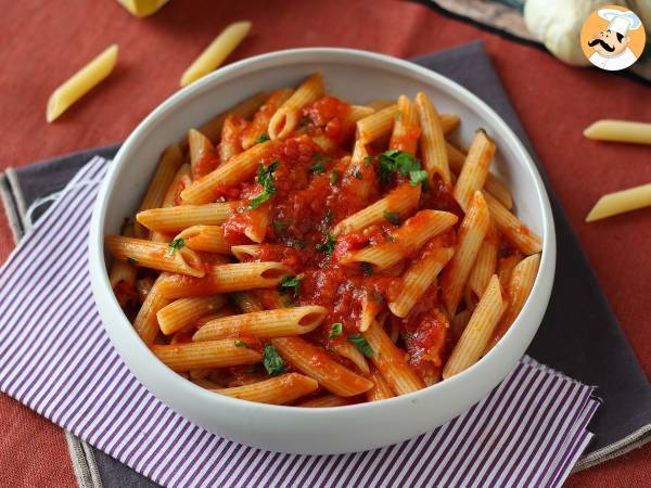 Penne all'arrabbiata: en klassisk italiensk rätt som värmer hjärtat! - foto 2