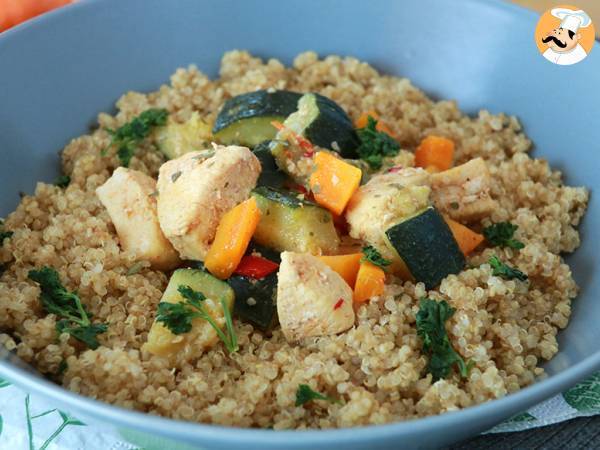 Quinoa med grönsaker och kyckling