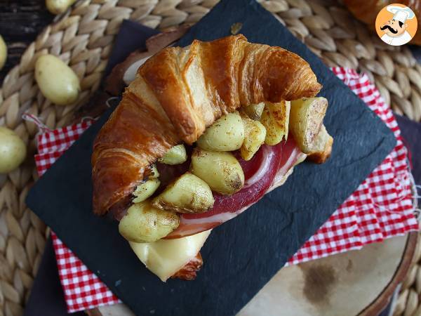 Raclette-croissantmacka för en utsökt brunch! - foto 2