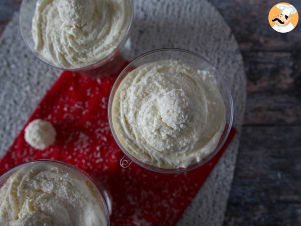 Raffaello-liknande kokosnötsverriner utan bakning - en sagodessert i en snöglob - foto 4