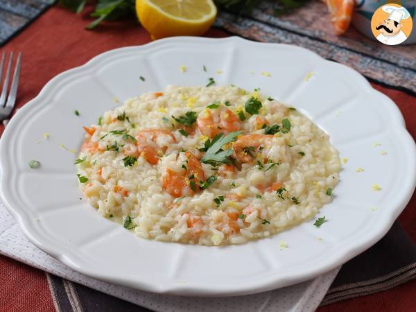 Risotto med räkor och citron, en elegant och enkel rätt att förbereda