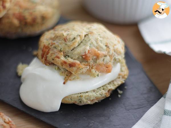 Scones med rökt lax och dill - foto 3