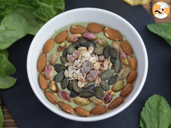 Smoothie bowl kiwi mint spenat skott - foto 2