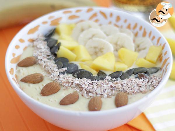 Smoothie bowl med mango och banan - foto 3