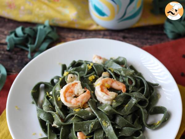 Spirulina-pasta med räkor och citron: en näringsrik förrätt med unik smak - foto 2