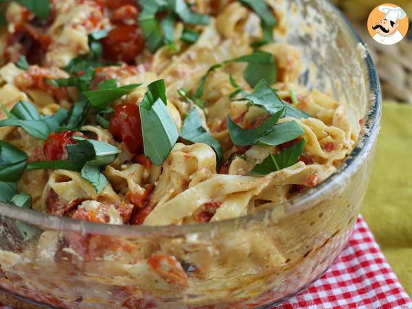 Tagliatelle med feta och körsbärstomater - bakad feta pasta - foto 6