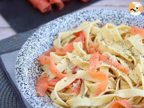 Tagliatelle med rökt lax och dill - foto 3