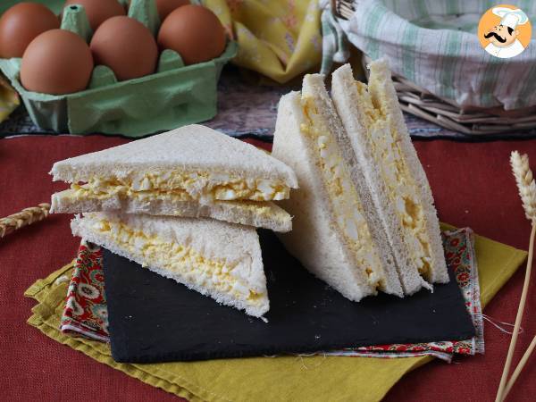 Tamago sando: den berömda japanska äggsmörgåsen som finns i konbini!