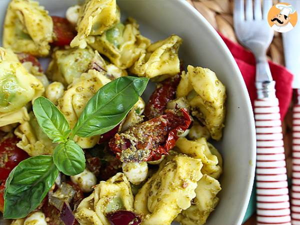 Tortellinisallad med pesto - foto 4