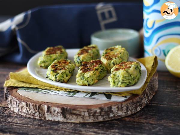 Ugnsbakade köttbullar av zucchini