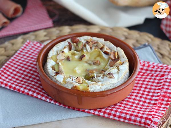 Ugnsrostad camembert med honung och valnötter - foto 3