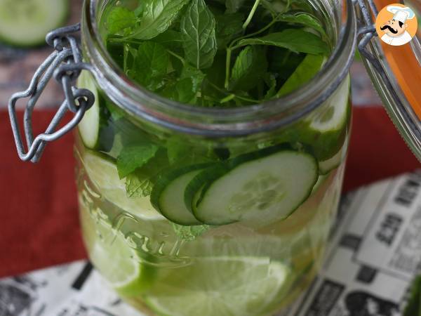 Vatten med smak av gurka, lime, mynta och ingefära - foto 4