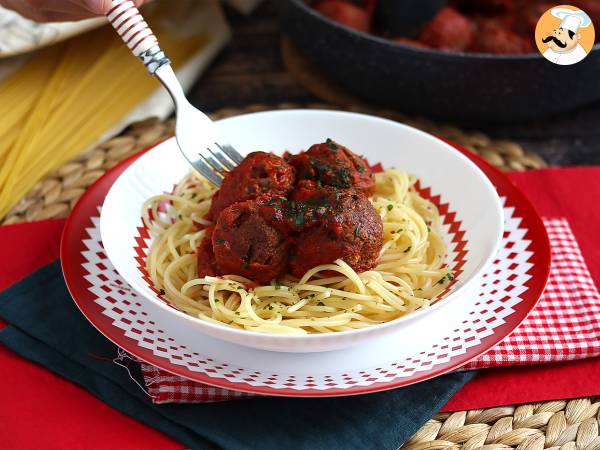 Vegetariska köttbullar av seitan med tomatsås - foto 5